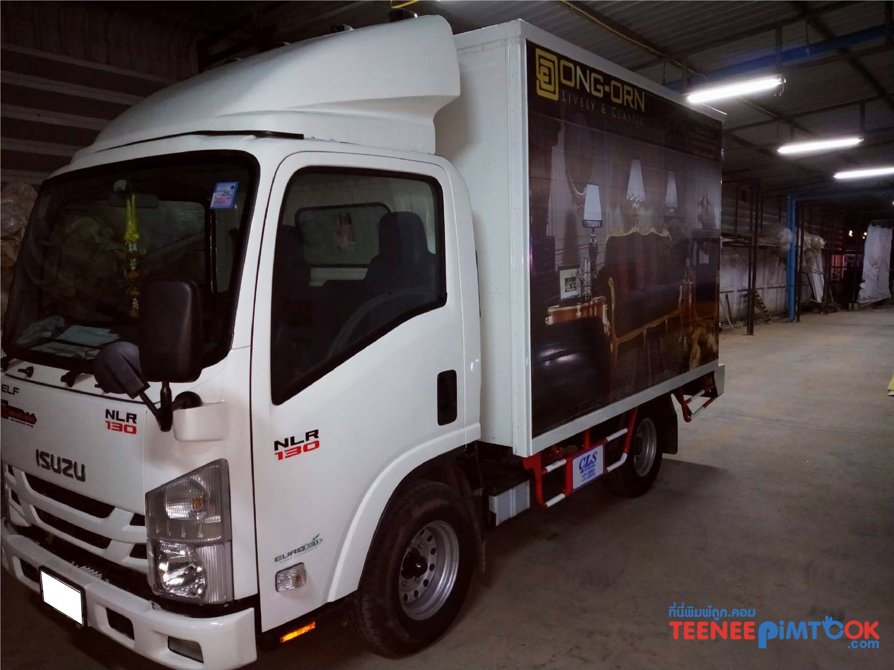 โรงพิมพ์ที่นี้พิมพ์ถูก อุปกรณ์ออกบูธ เกล็ดความรู้เรื่อง งานพิมพ์สติ๊กเกอร์ติดรถ ONG-ORN